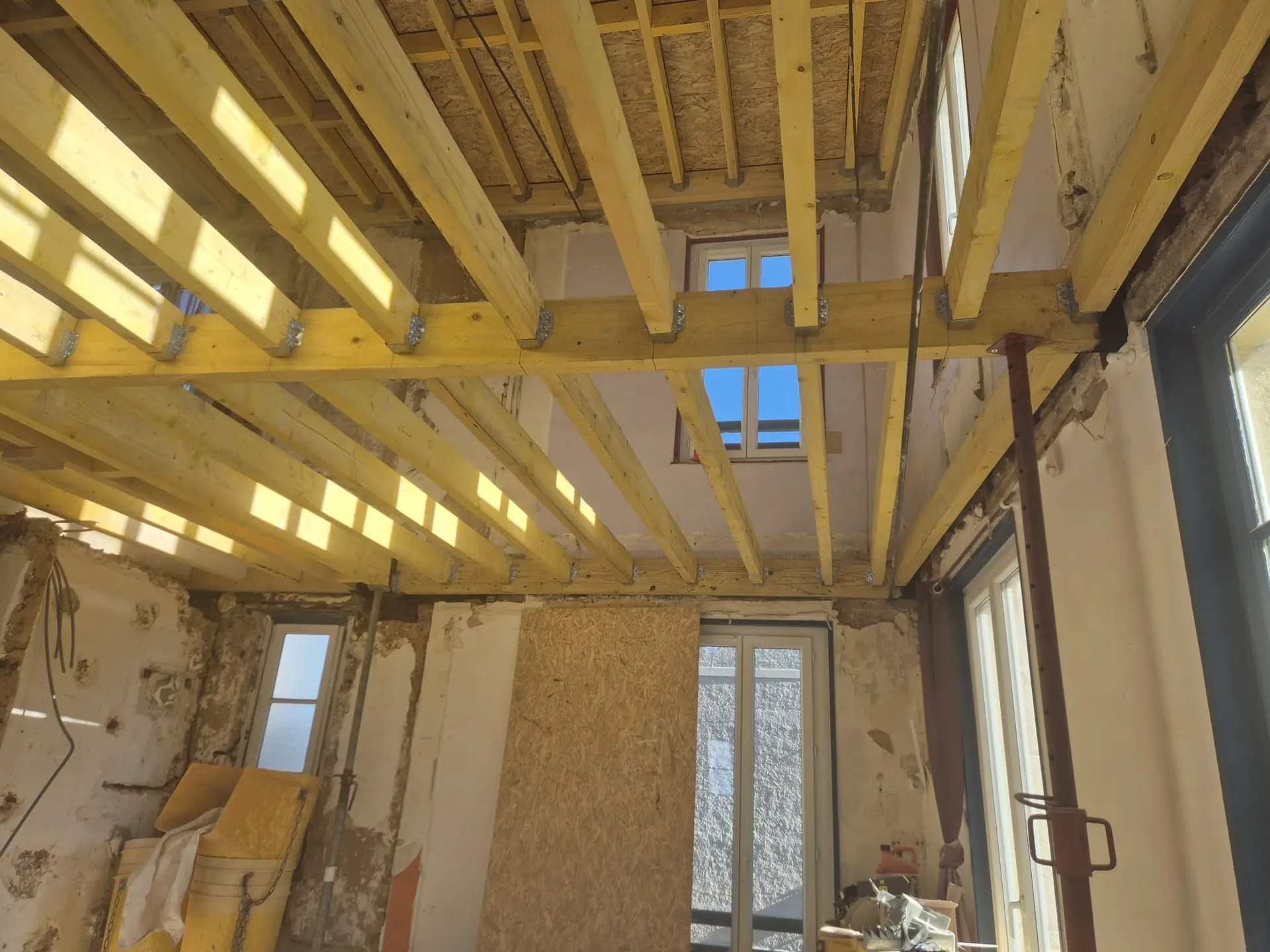 Extension charpente & rénovation intérieure – Oise (60) – Duclos Couverture